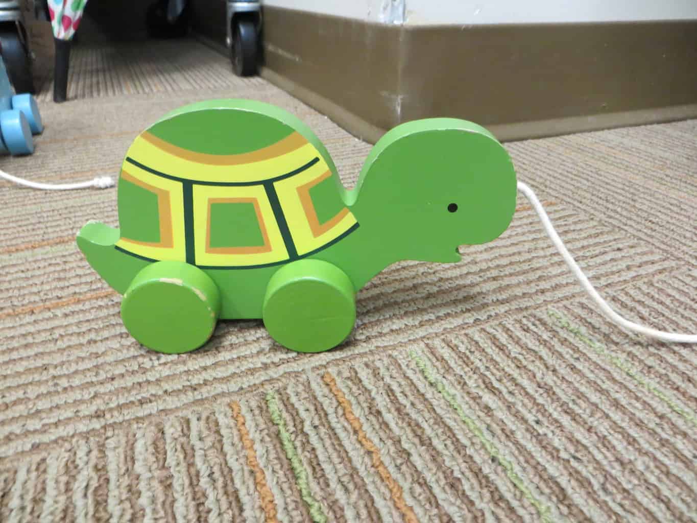 TOY : Toddlers : Pull-string Turtle